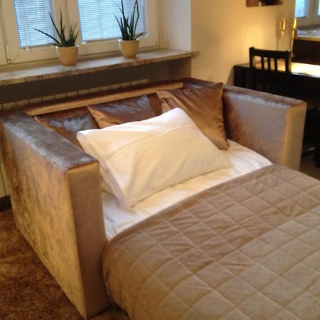 Old Muranow Apartment By Warsawresidence Group Екстер'єр фото