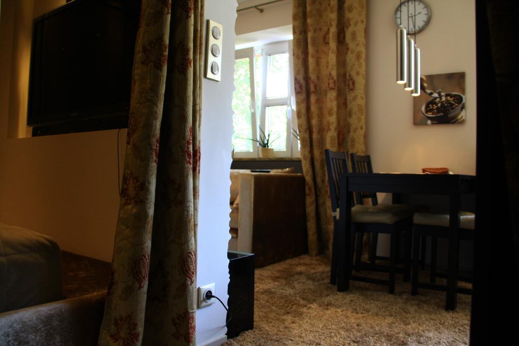 Old Muranow Apartment By Warsawresidence Group Екстер'єр фото